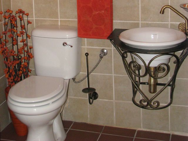 トイレトラブルの対処と予防について